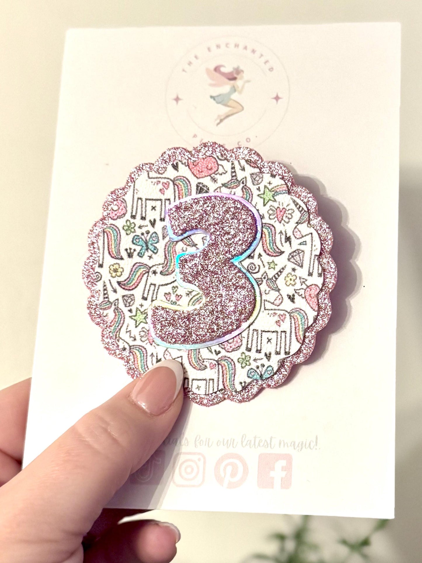 Unicorn Birthday Badge – Glitter Scallop Badge for Kids, Handmade Party Accessory