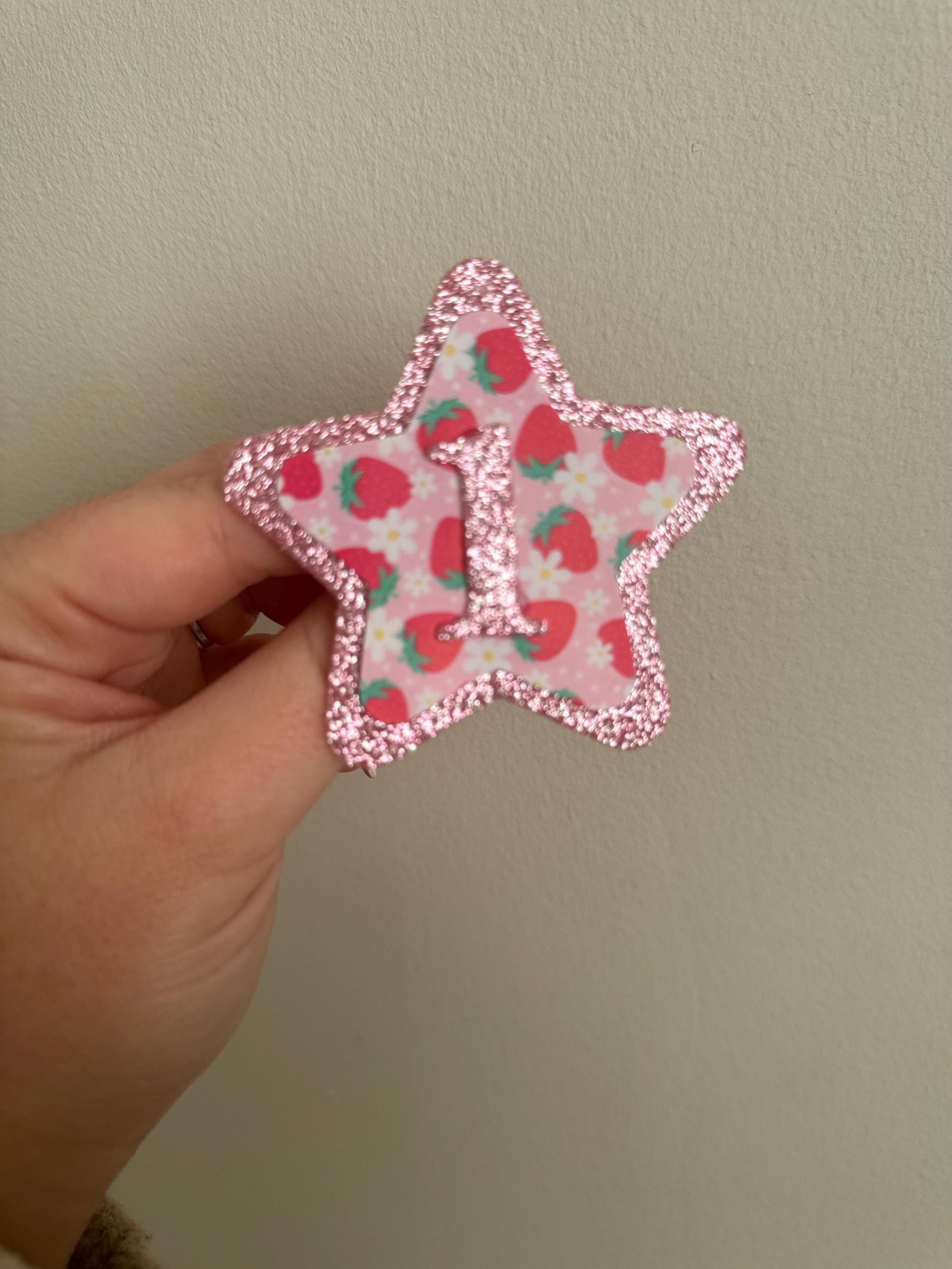 Berry First Birthday Girl Badge – Handmade Glitter Star – Strawberry 1st Birthday Pin - 1st or 2nd birthday - Mini badge
